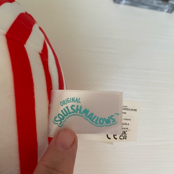 Squishmallows 12" GIANNI the Candy Cane Gnome RARE Plush Christmas Santa - Picture 4 of 7